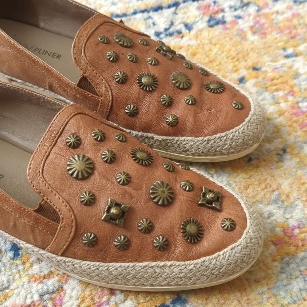 Donald J. Pliner Pamela Embellished Leather Espadrille Slip-On Sneakers 6.5